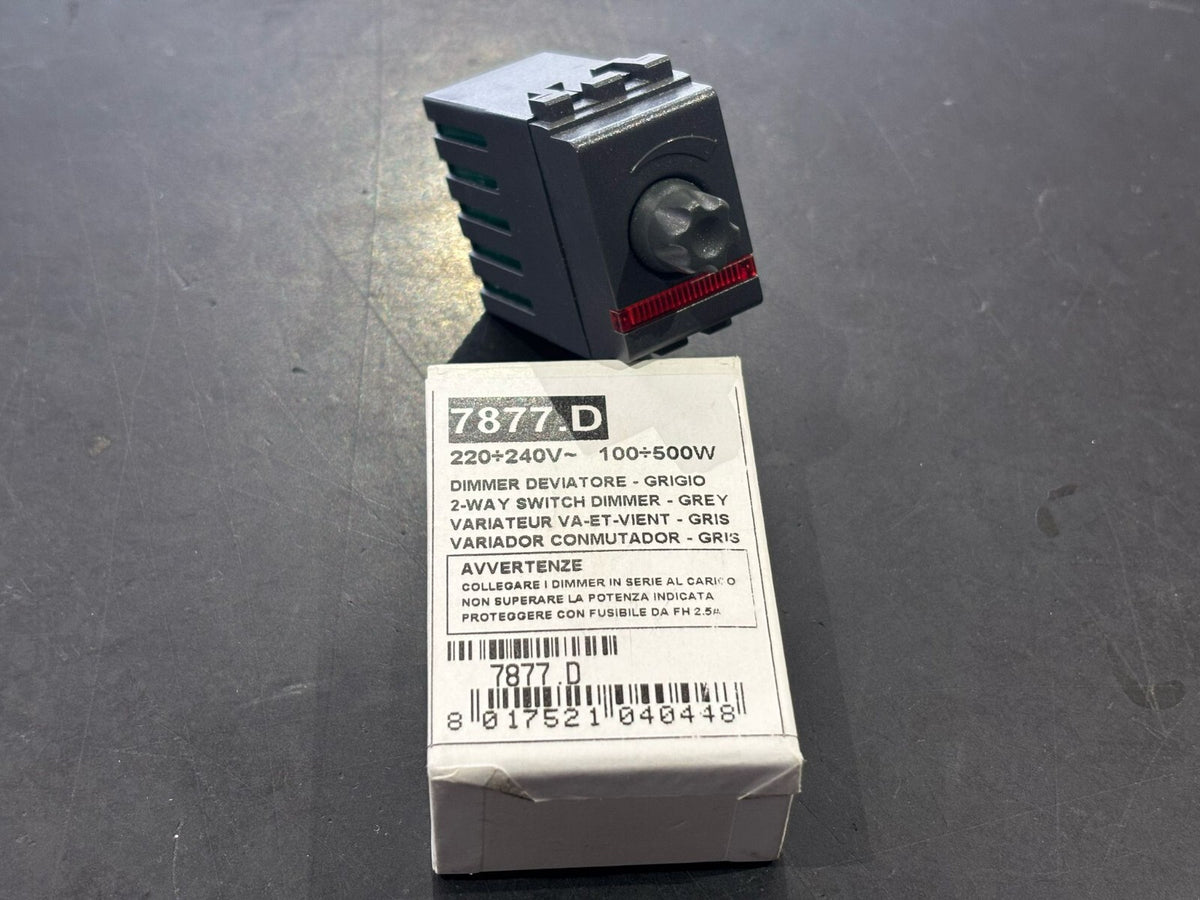 Dimmer Deviatore grigio 500W 240V - Compatibile Living Classic -MARLANVIL 7877.D