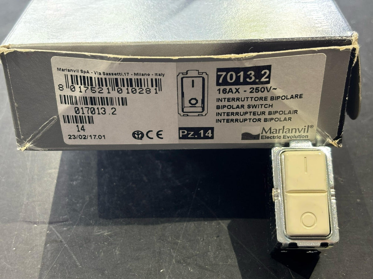 INTERRUTTORE BIPOLARE - Compatibile con Magic - MARLANVIL 7013.2